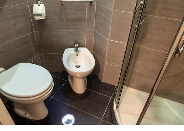 Infinity Castle 4* Roma