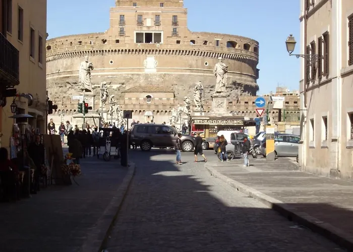 Konukevi Infinity Castle Roma